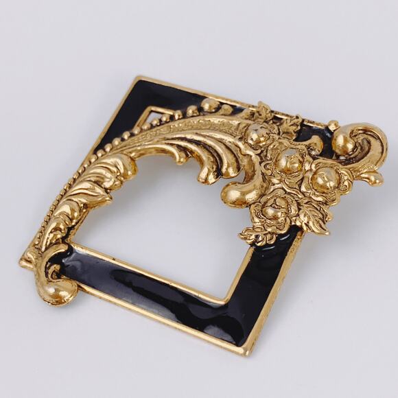Vintage Brooch Black Enamel Baroque Revival Square Art Frame Gold Tone Pin - Picture 3 of 9